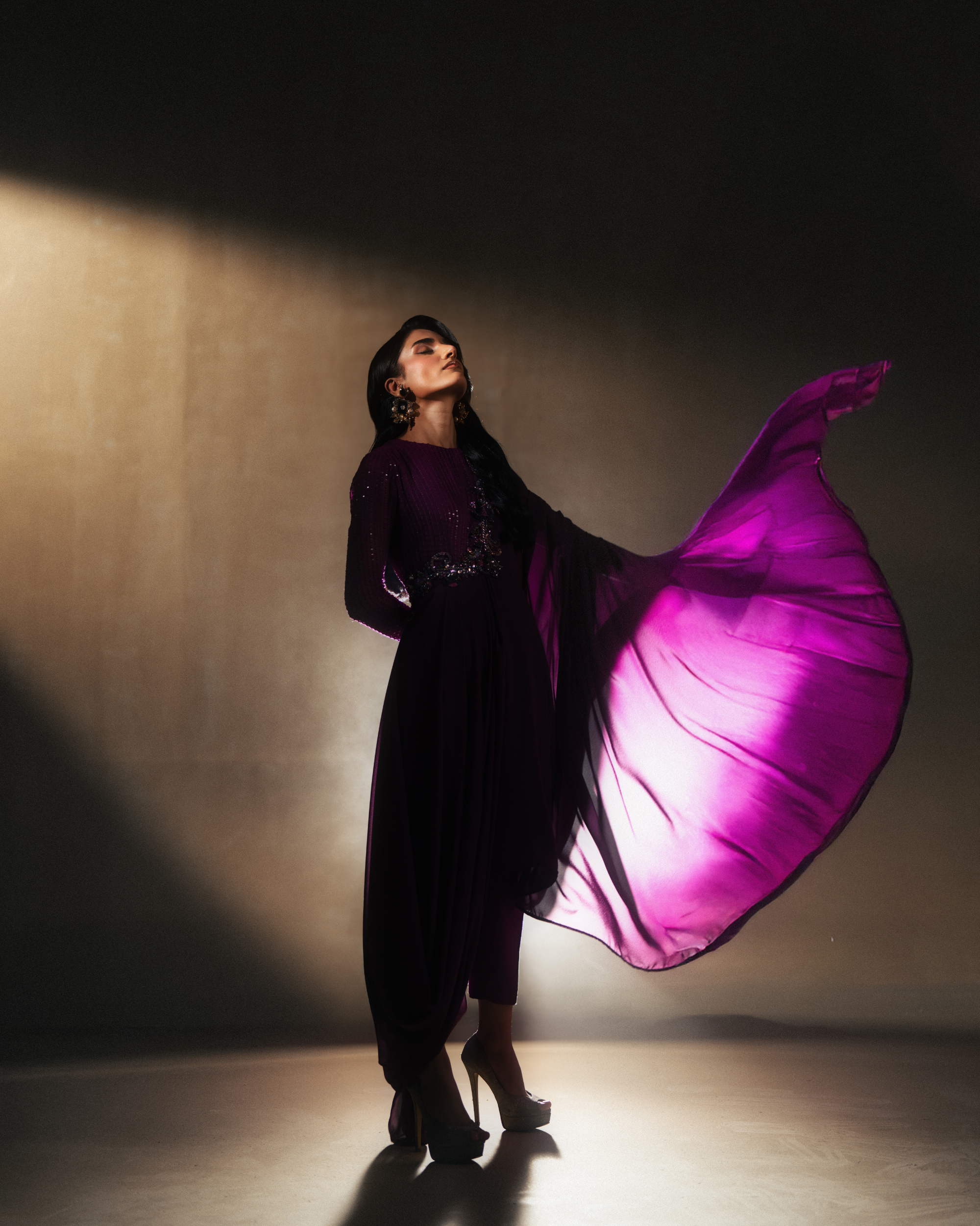 Divine drape