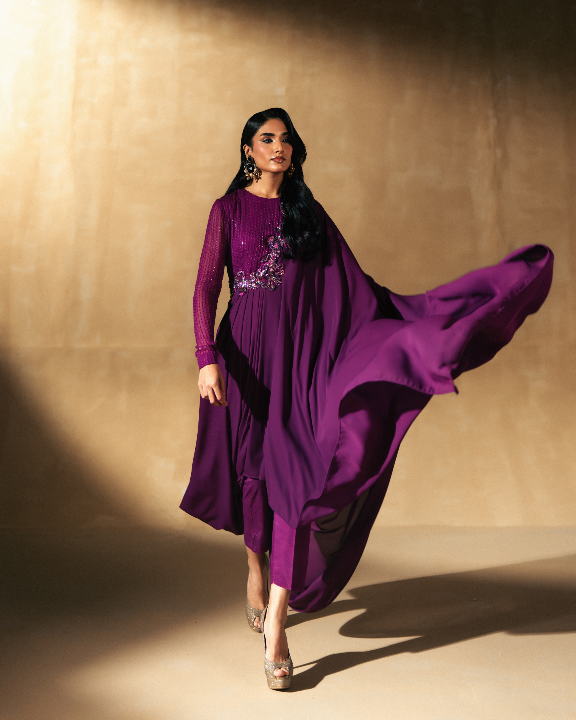 Divine drape