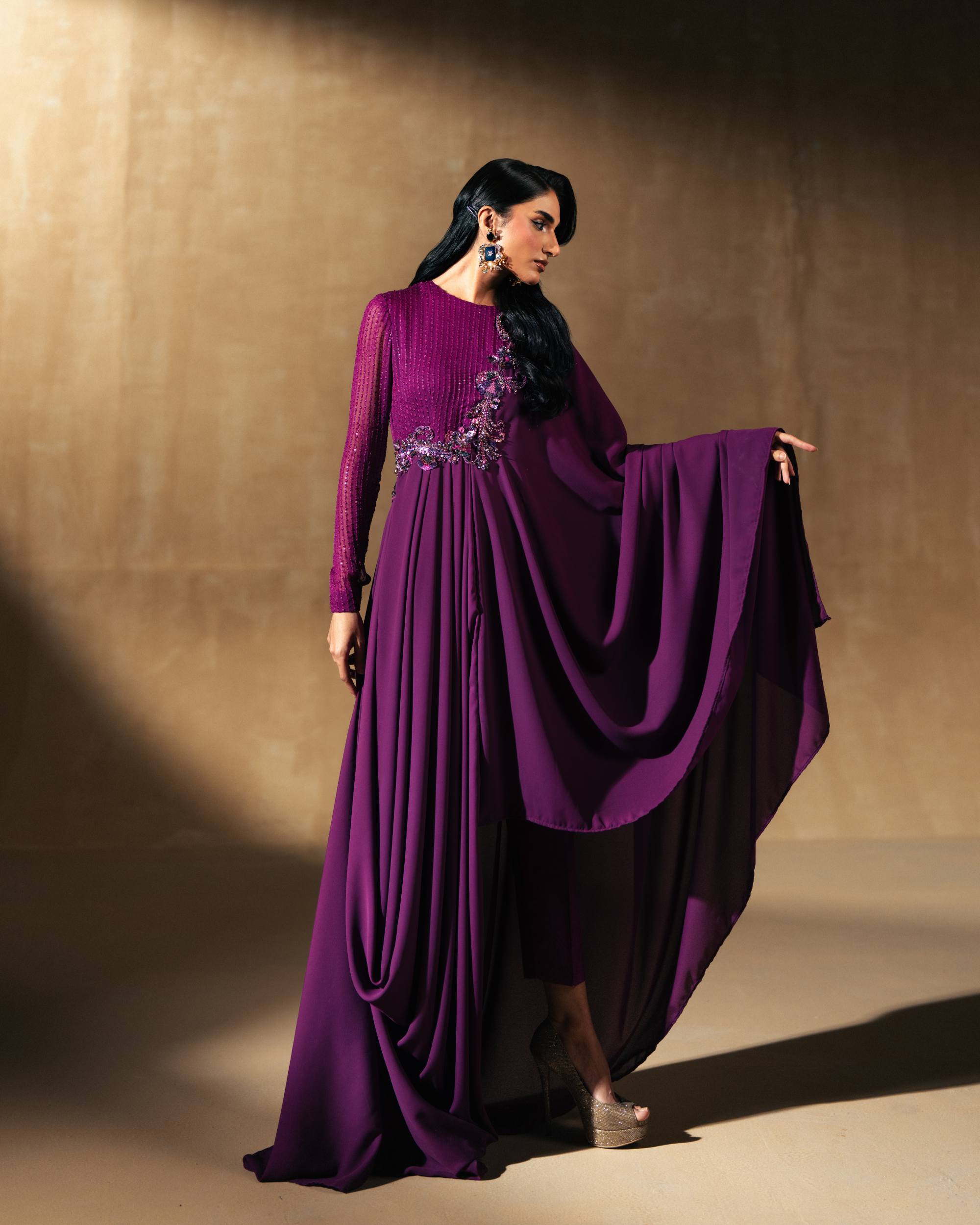 Divine drape